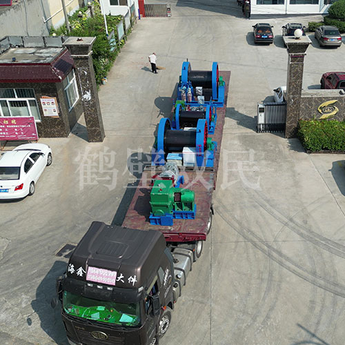 鑿井絞車(chē)發(fā)貨：雙筒25噸鑿井絞車(chē)！